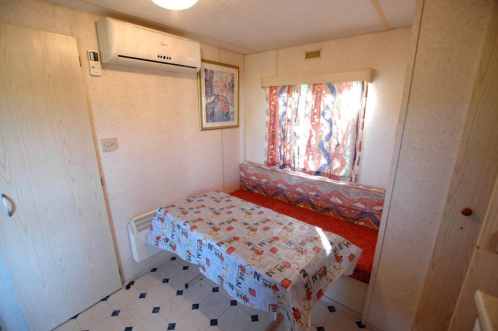 Camping Europa 2 호텔 카폴리베리 객실 사진