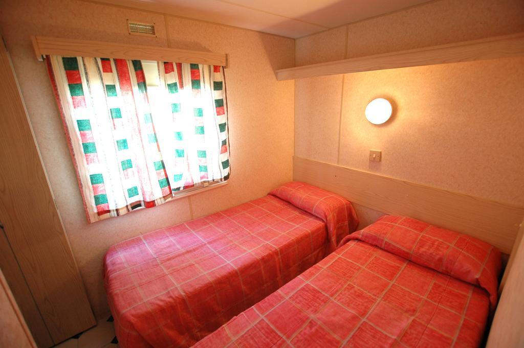 Camping Europa 2 호텔 카폴리베리 객실 사진