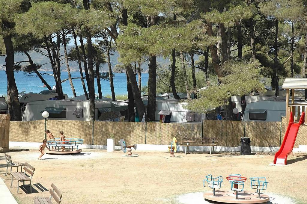 Camping Europa 2 호텔 카폴리베리 외부 사진
