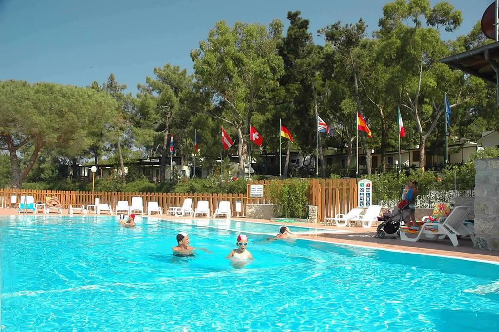 Camping Europa 2 호텔 카폴리베리 외부 사진